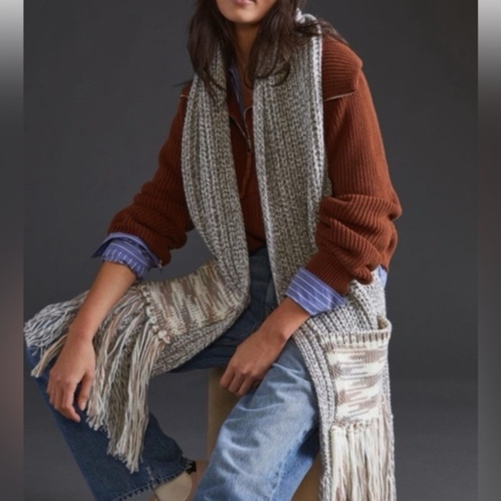 Anthropologie Fringed Pockets Knit Boho Scarf Grey/Beige - Picture 1 of 12
